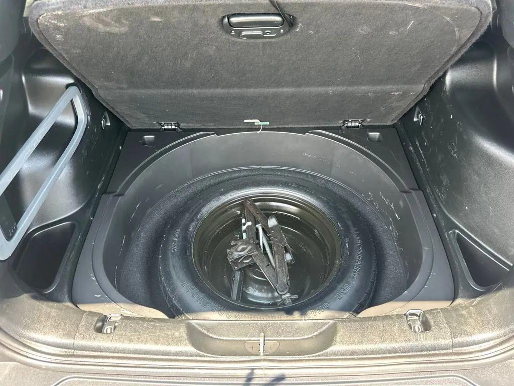 used 2018 Jeep Cherokee car, priced at $10,960