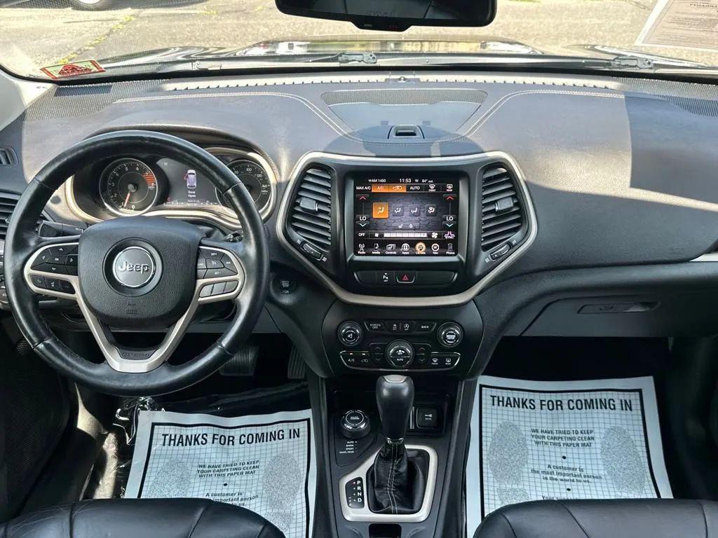 used 2018 Jeep Cherokee car, priced at $10,960