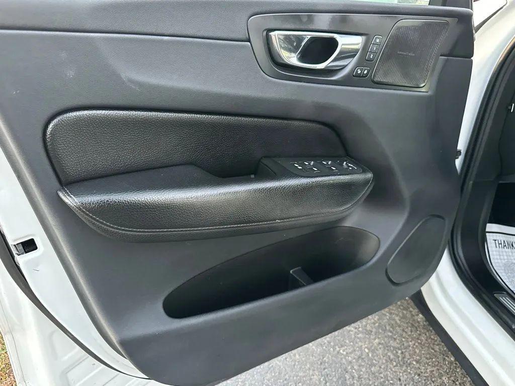 used 2019 Volvo XC60 car, priced at $17,466