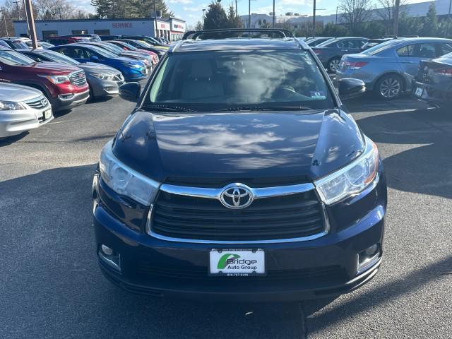 used 2015 Toyota Highlander car, priced at $15,950