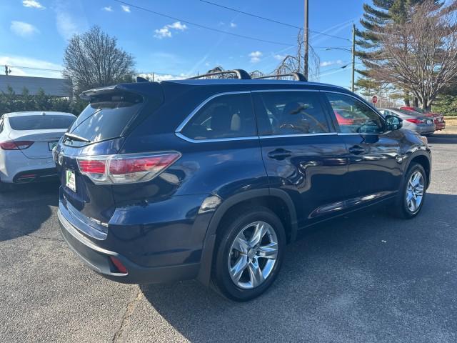 used 2015 Toyota Highlander car, priced at $15,950