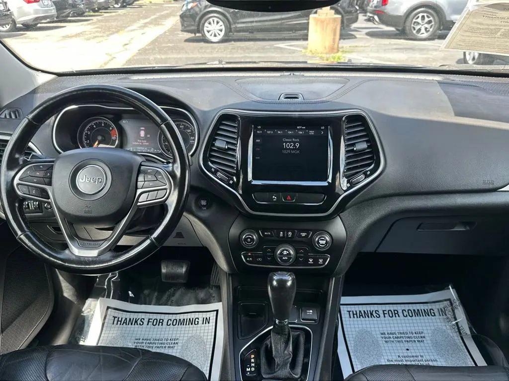 used 2020 Jeep Cherokee car, priced at $10,942