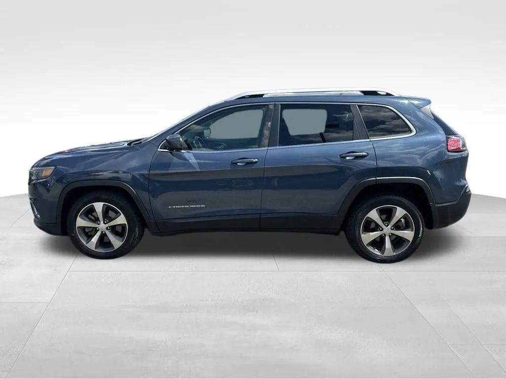 used 2020 Jeep Cherokee car, priced at $10,942