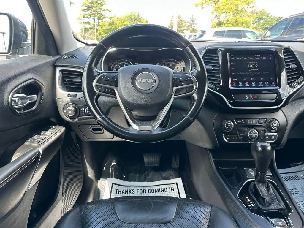 used 2020 Jeep Cherokee car, priced at $10,942
