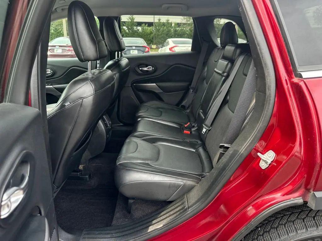 used 2019 Jeep Cherokee car, priced at $8,680