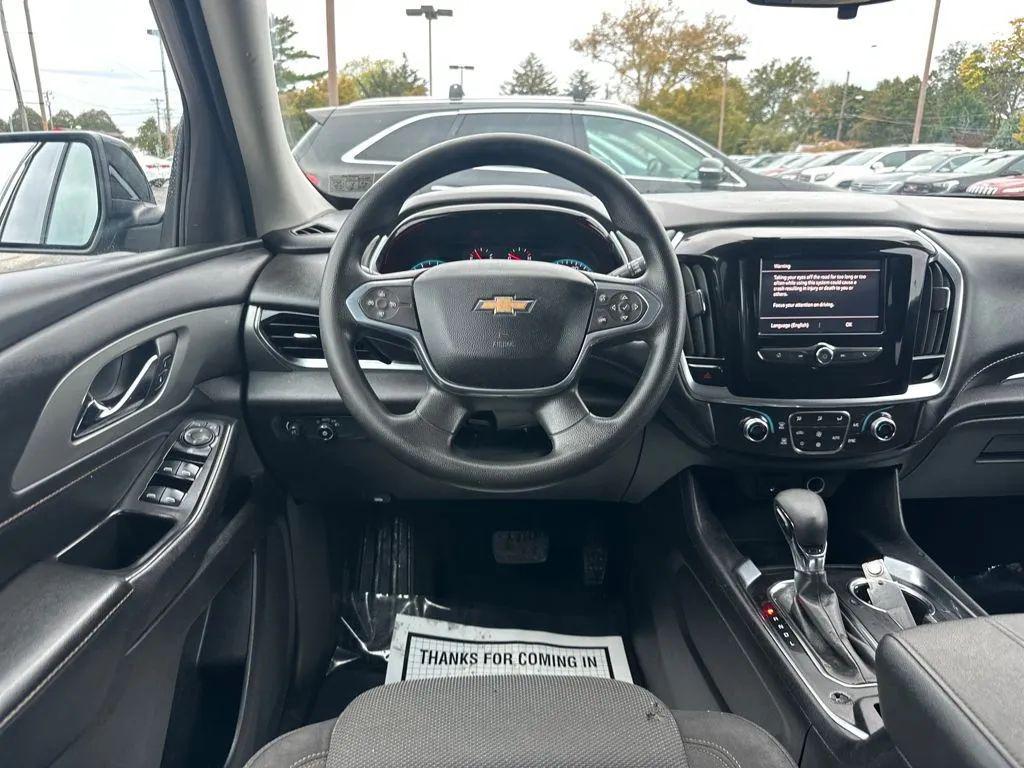 used 2021 Chevrolet Traverse car, priced at $17,913