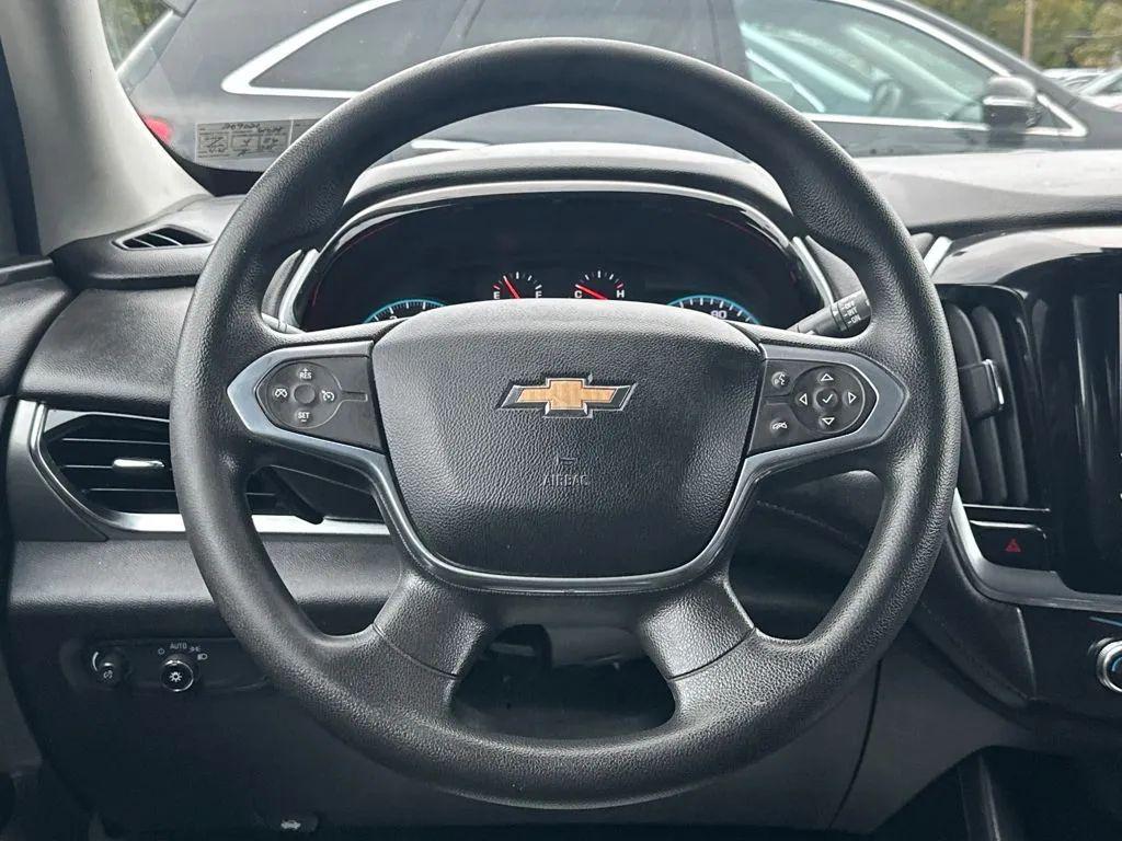 used 2021 Chevrolet Traverse car, priced at $17,913