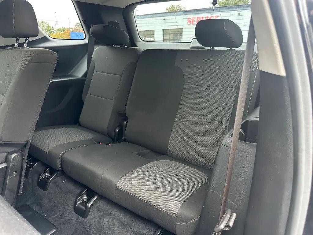 used 2021 Chevrolet Traverse car, priced at $17,913