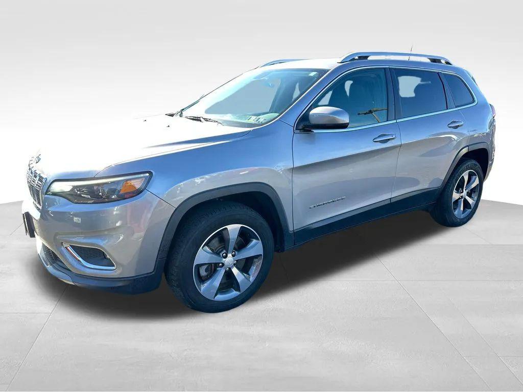 used 2019 Jeep Cherokee car, priced at $13,932