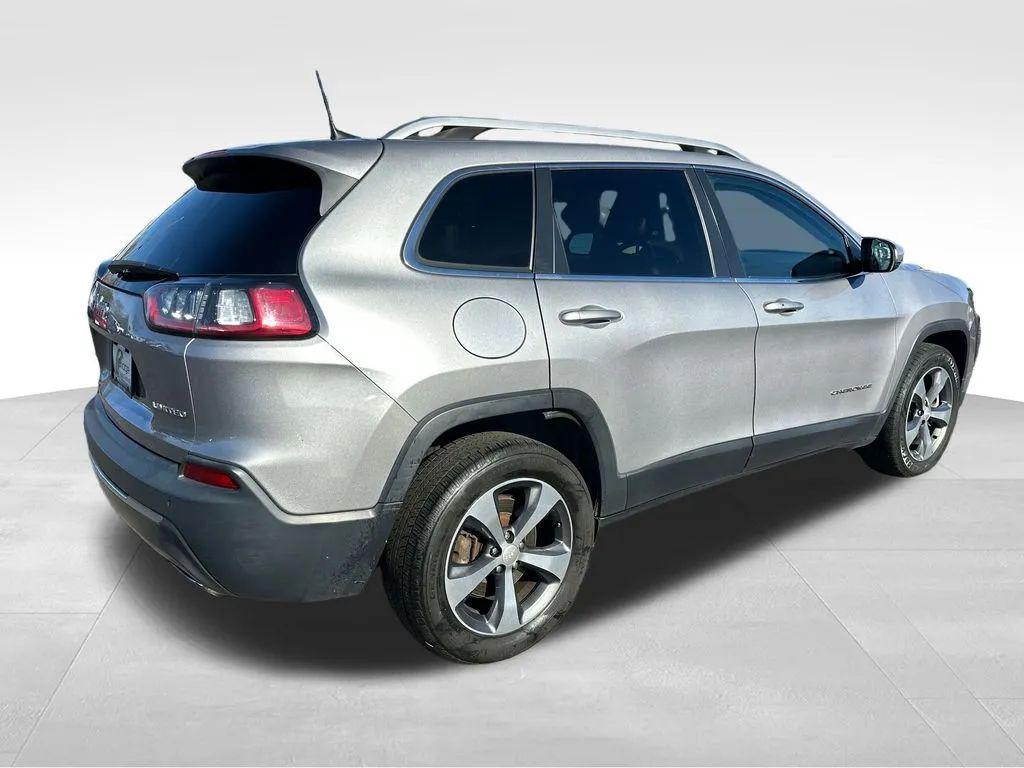 used 2019 Jeep Cherokee car, priced at $13,932