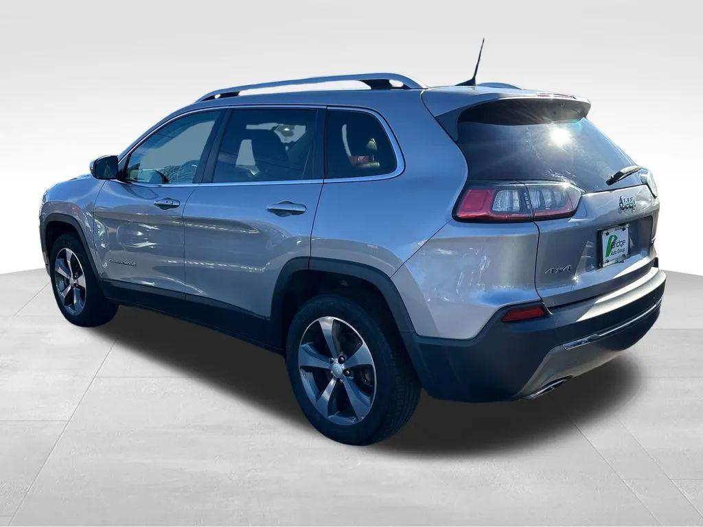 used 2019 Jeep Cherokee car, priced at $13,932