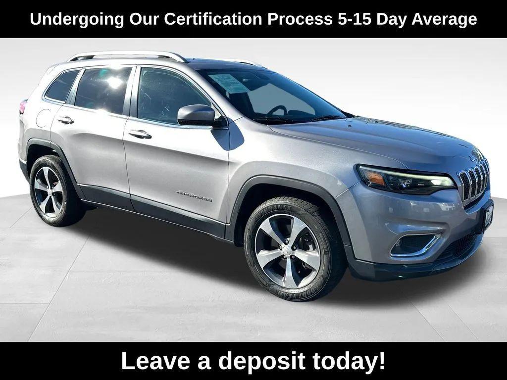 used 2019 Jeep Cherokee car, priced at $13,932