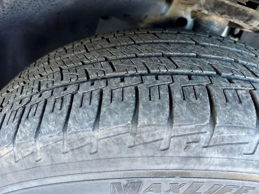 used 2019 Jeep Cherokee car, priced at $13,932