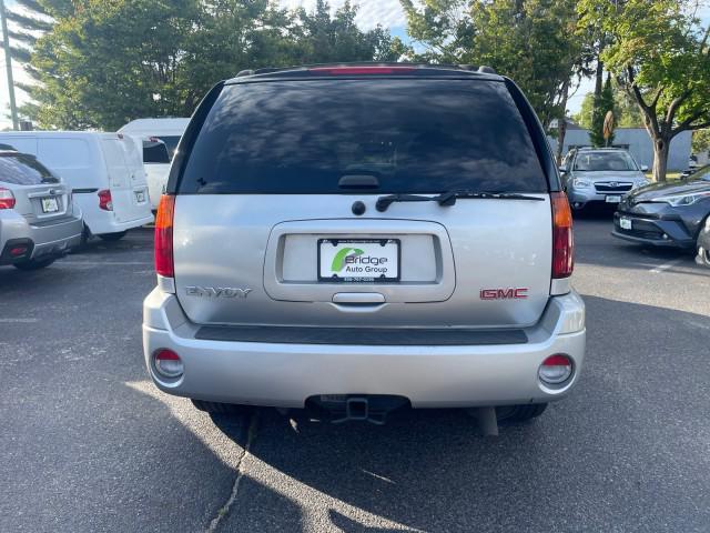 used 2005 GMC Envoy car, priced at $3,471