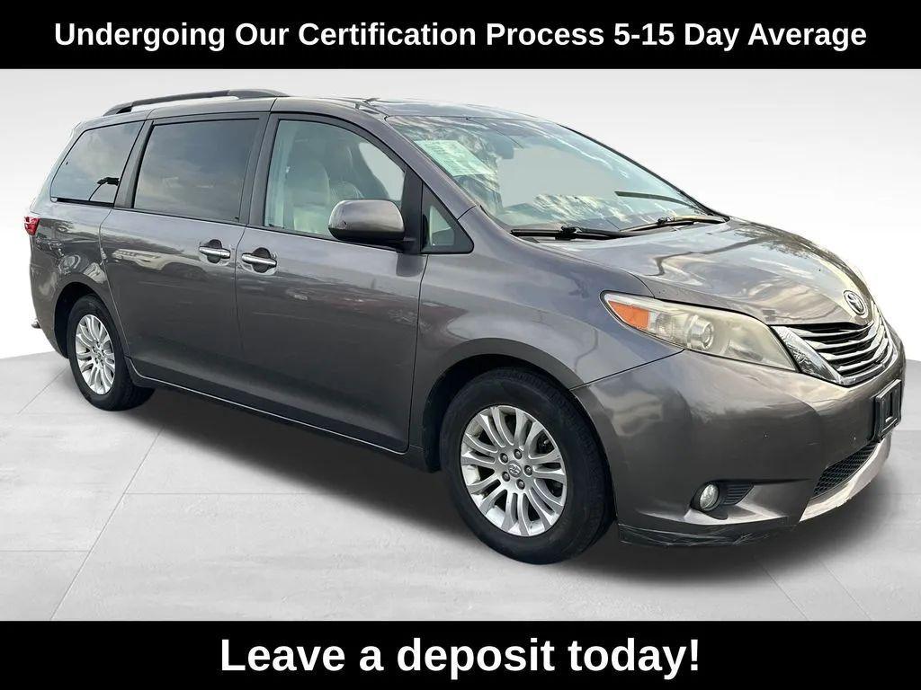 used 2017 Toyota Sienna car, priced at $13,962