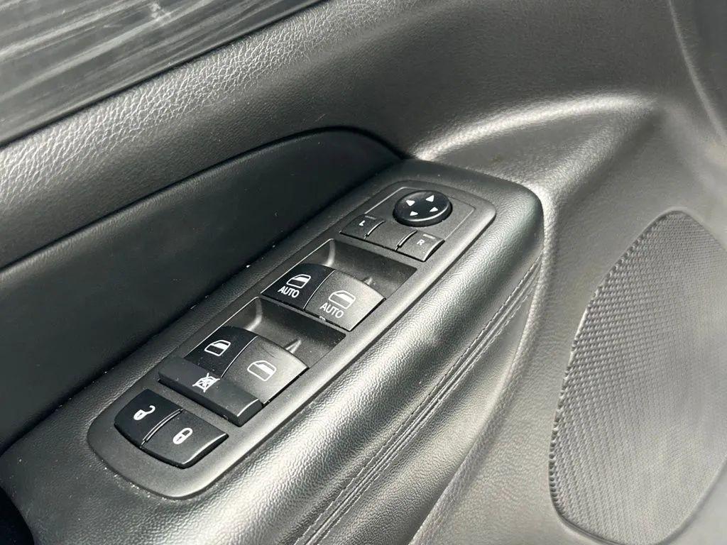 used 2019 Jeep Grand Cherokee car, priced at $10,471