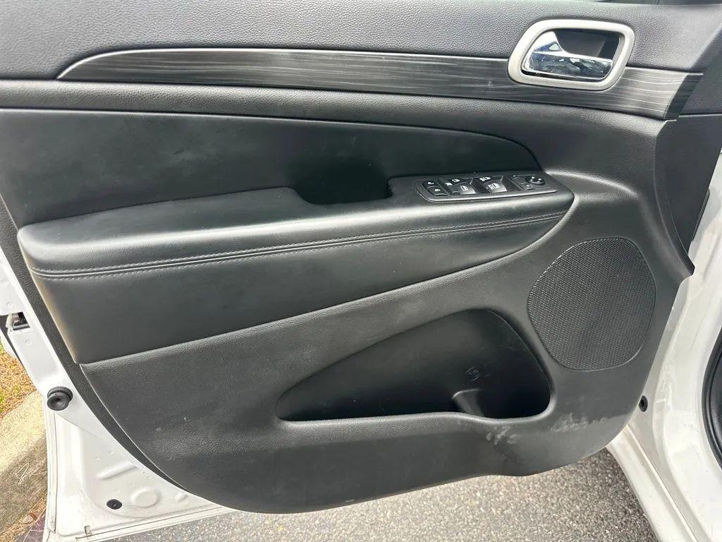 used 2019 Jeep Grand Cherokee car, priced at $10,471