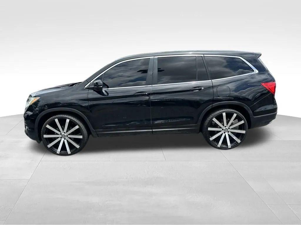 used 2018 Honda Pilot car, priced at $17,407