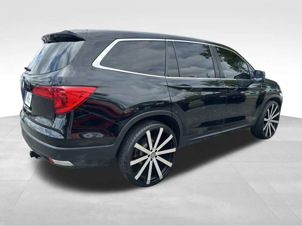 used 2018 Honda Pilot car, priced at $17,407