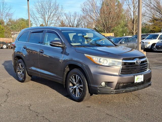 used 2016 Toyota Highlander car, priced at $17,960