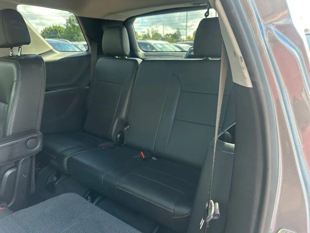 used 2021 Chevrolet Traverse car, priced at $15,469