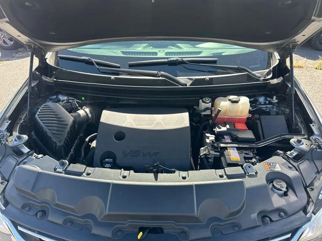 used 2021 Chevrolet Traverse car, priced at $15,469