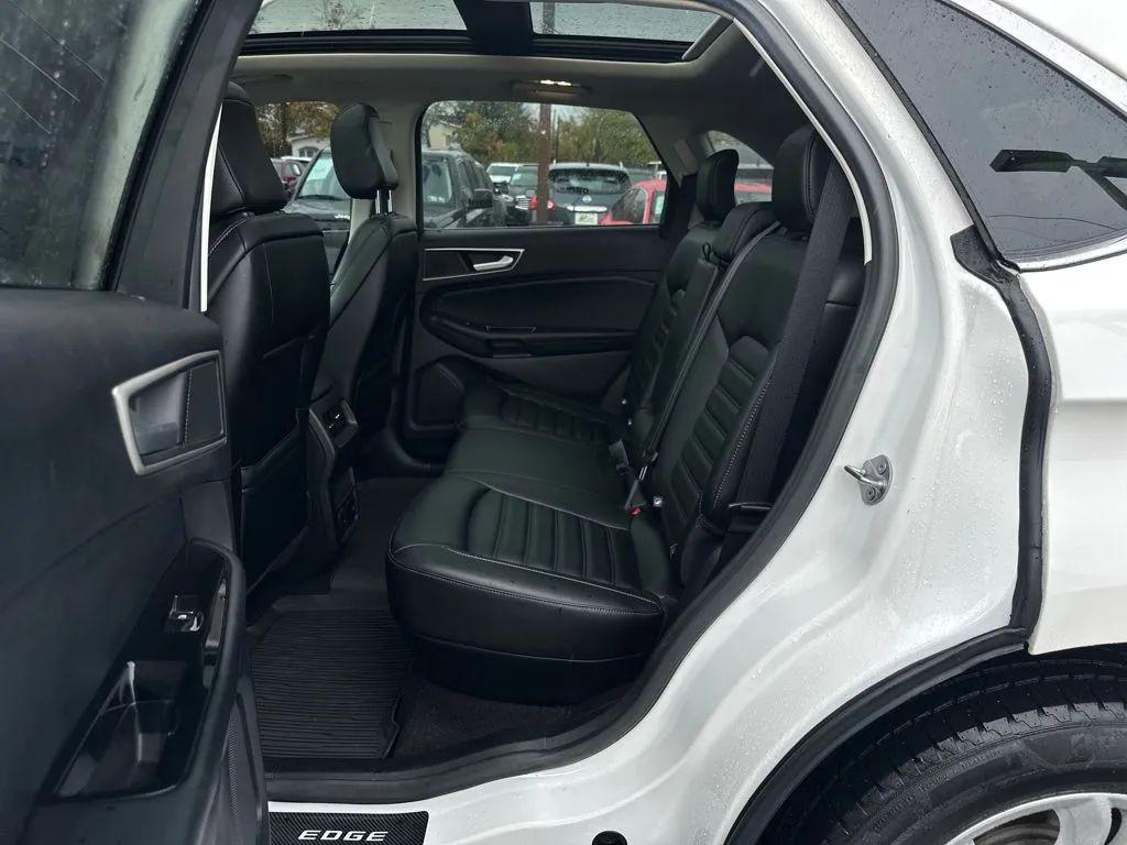 used 2020 Ford Edge car, priced at $11,560