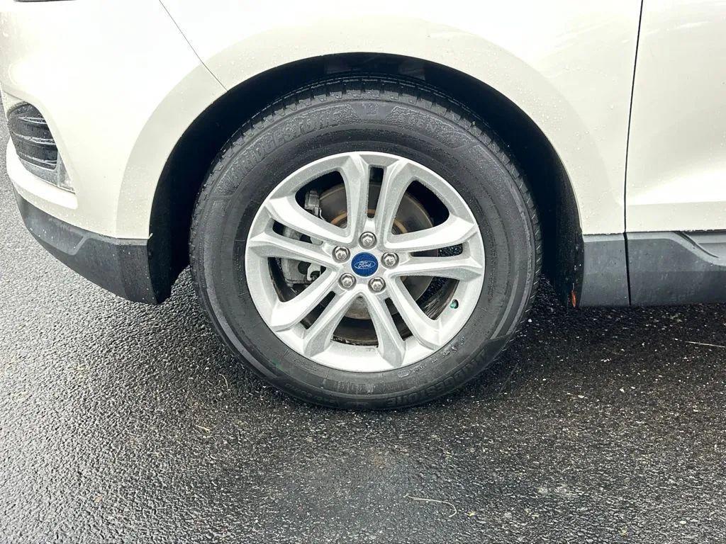 used 2020 Ford Edge car, priced at $11,560