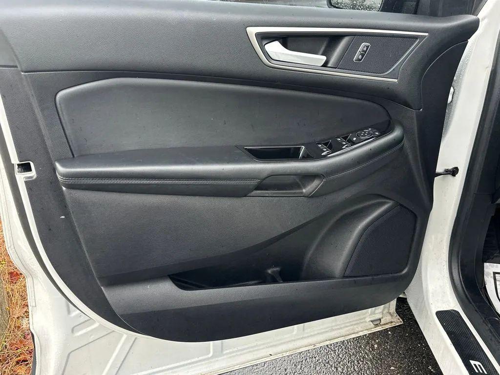 used 2020 Ford Edge car, priced at $11,560