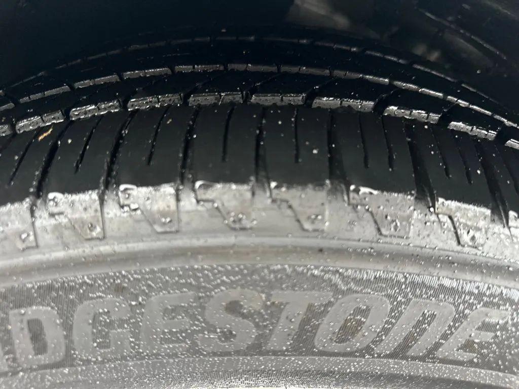 used 2020 Ford Edge car, priced at $11,560