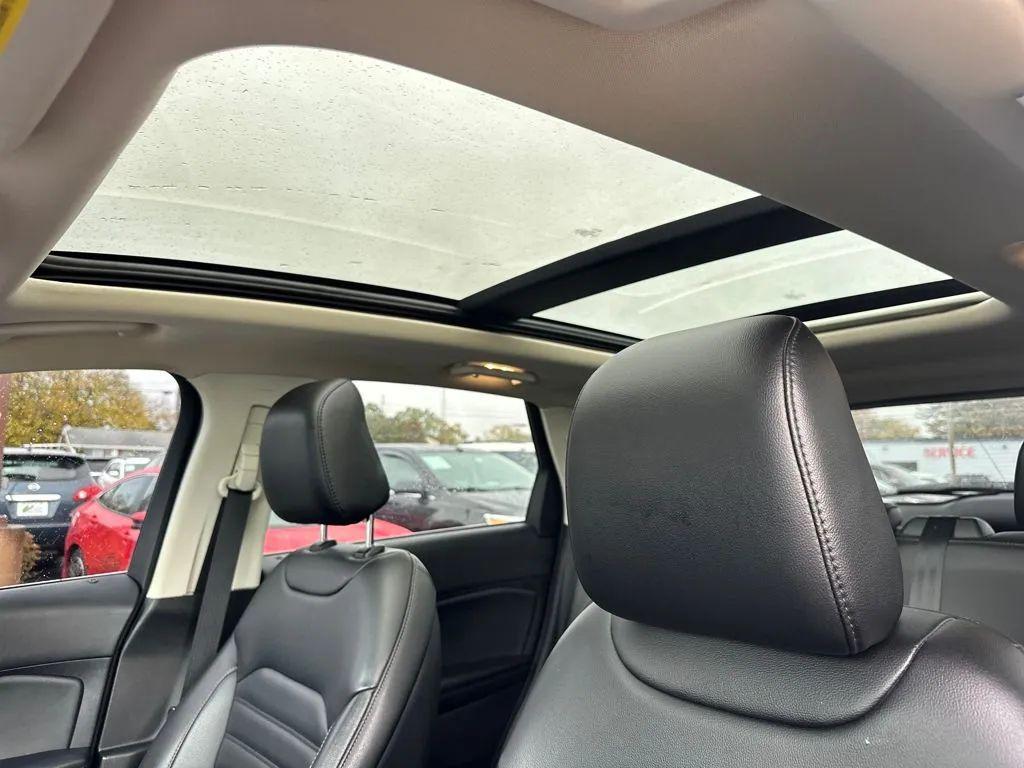 used 2020 Ford Edge car, priced at $11,560