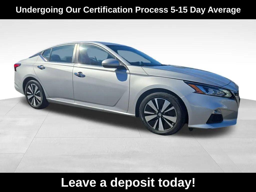 used 2021 Nissan Altima car, priced at $13,918