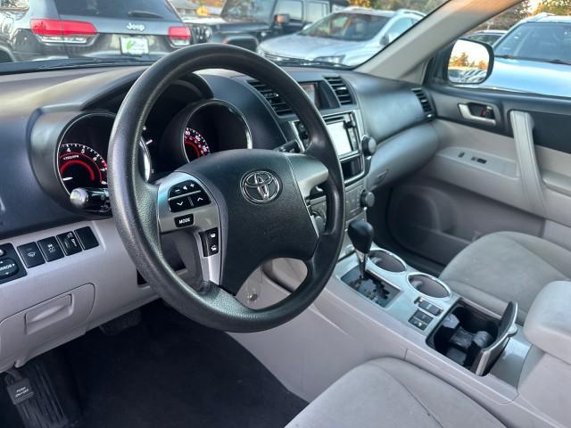 used 2013 Toyota Highlander car, priced at $12,571