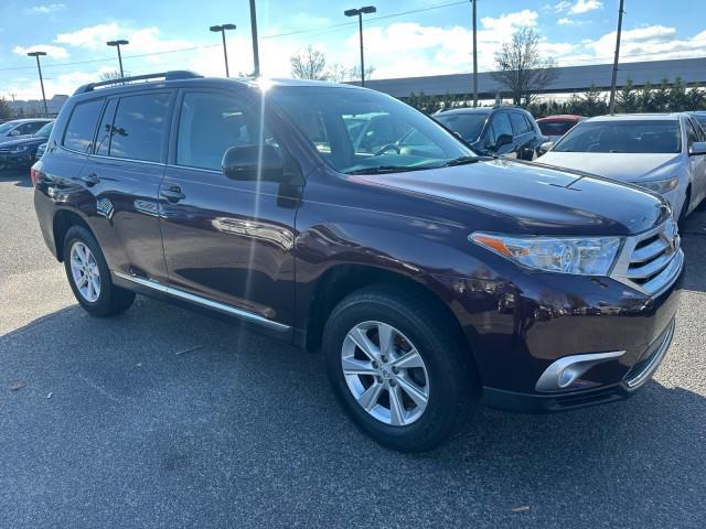 used 2013 Toyota Highlander car, priced at $10,871