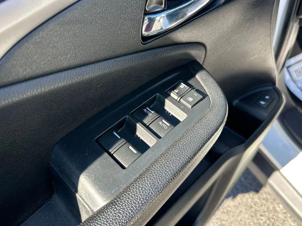 used 2021 Honda Pilot car, priced at $18,978