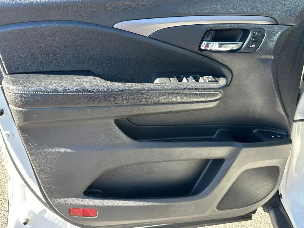 used 2021 Honda Pilot car, priced at $18,978