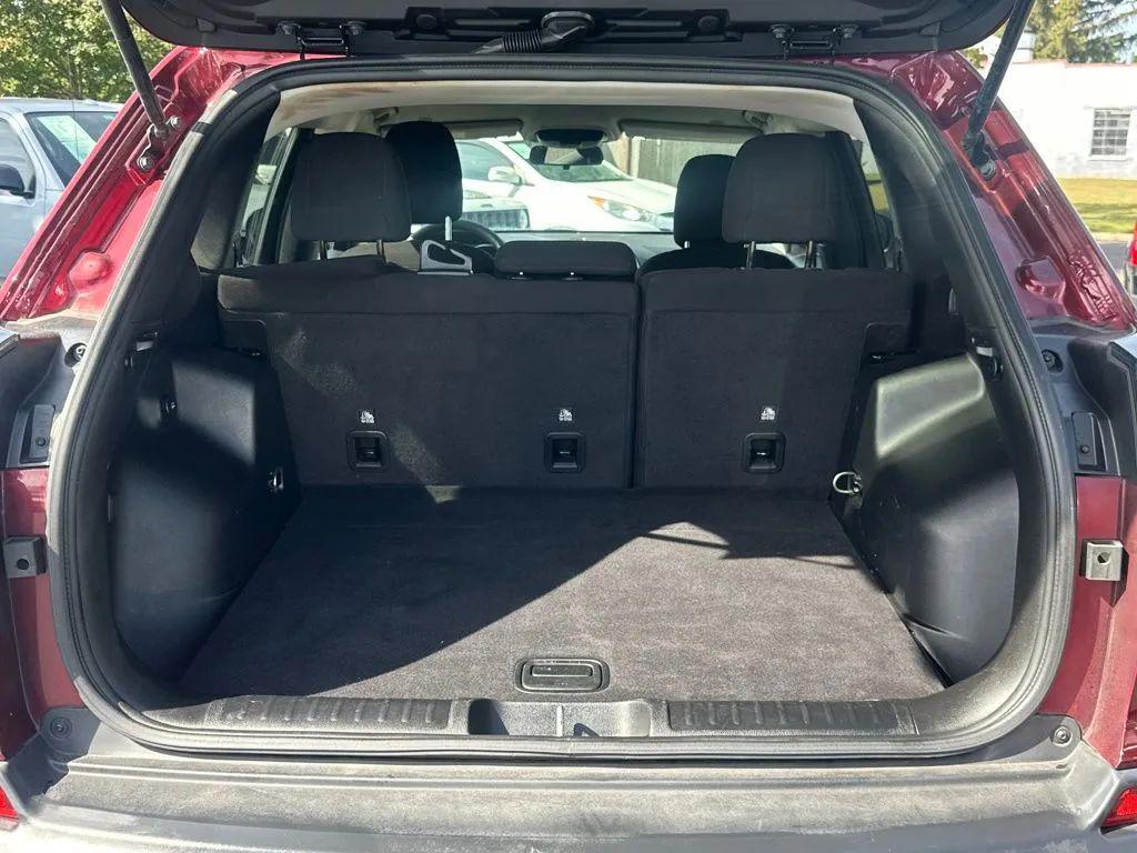 used 2019 Jeep Cherokee car, priced at $12,945