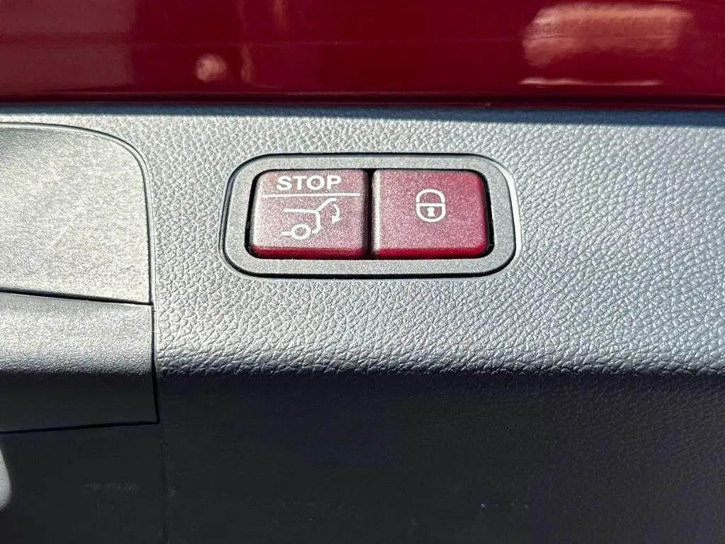 used 2018 Mercedes-Benz GLC 300 car, priced at $14,918