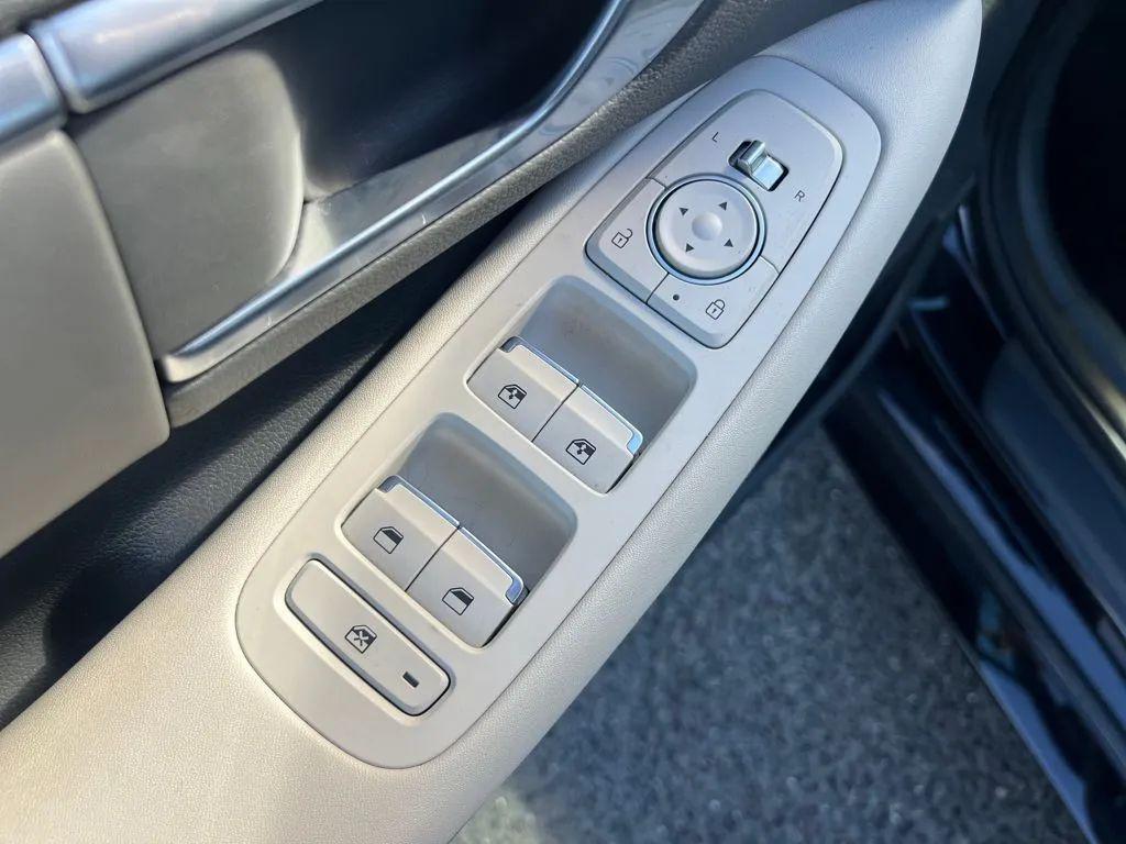 used 2023 Hyundai Sonata car, priced at $14,934