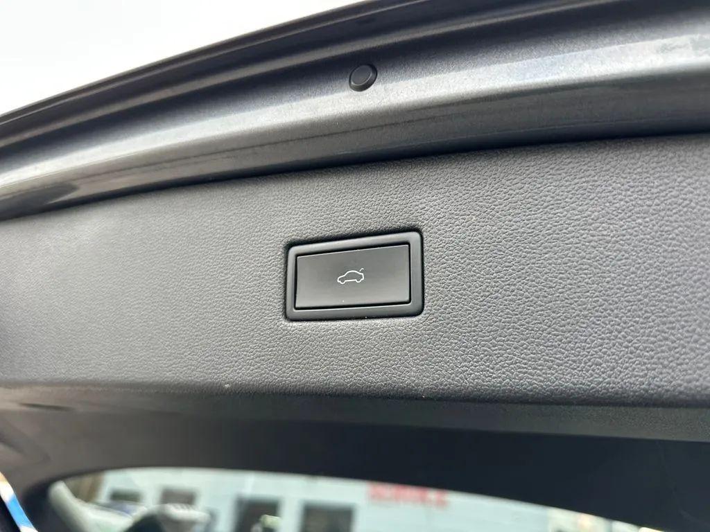 used 2022 Volkswagen Tiguan car, priced at $15,955