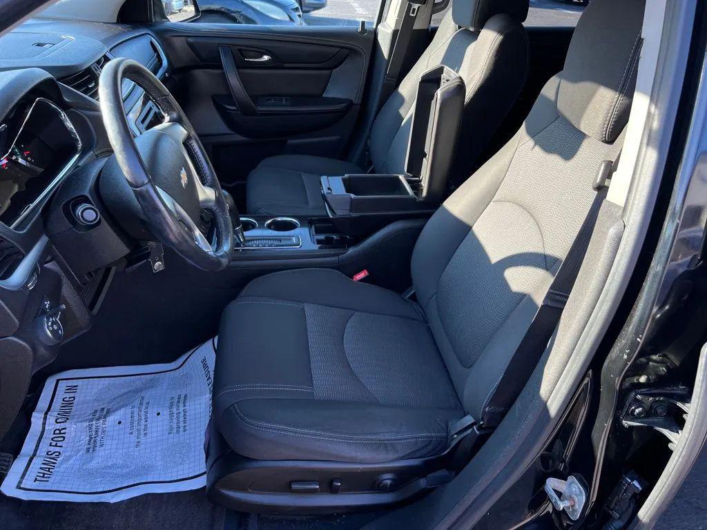 used 2016 Chevrolet Traverse car, priced at $4,994