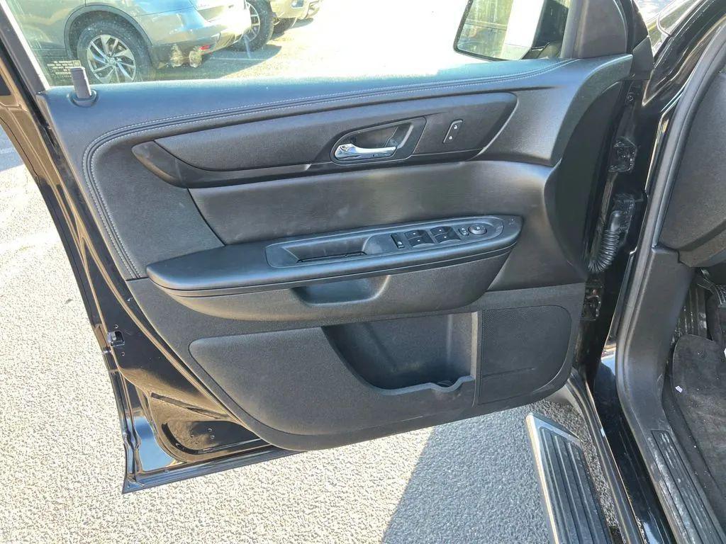 used 2016 Chevrolet Traverse car, priced at $4,994