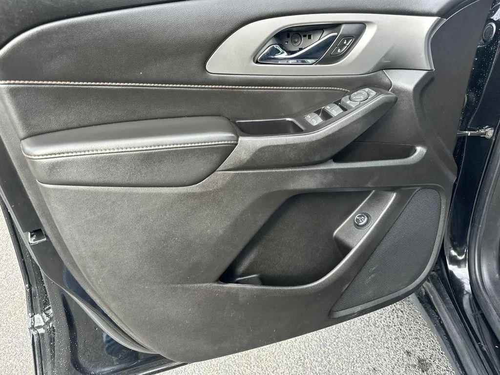 used 2019 Chevrolet Traverse car, priced at $11,985