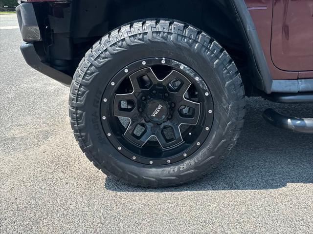used 2006 Hummer H2 car, priced at $16,922