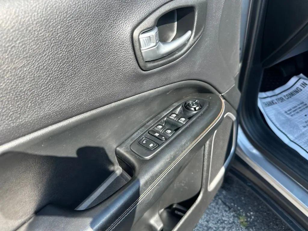 used 2018 Jeep Compass car, priced at $9,480