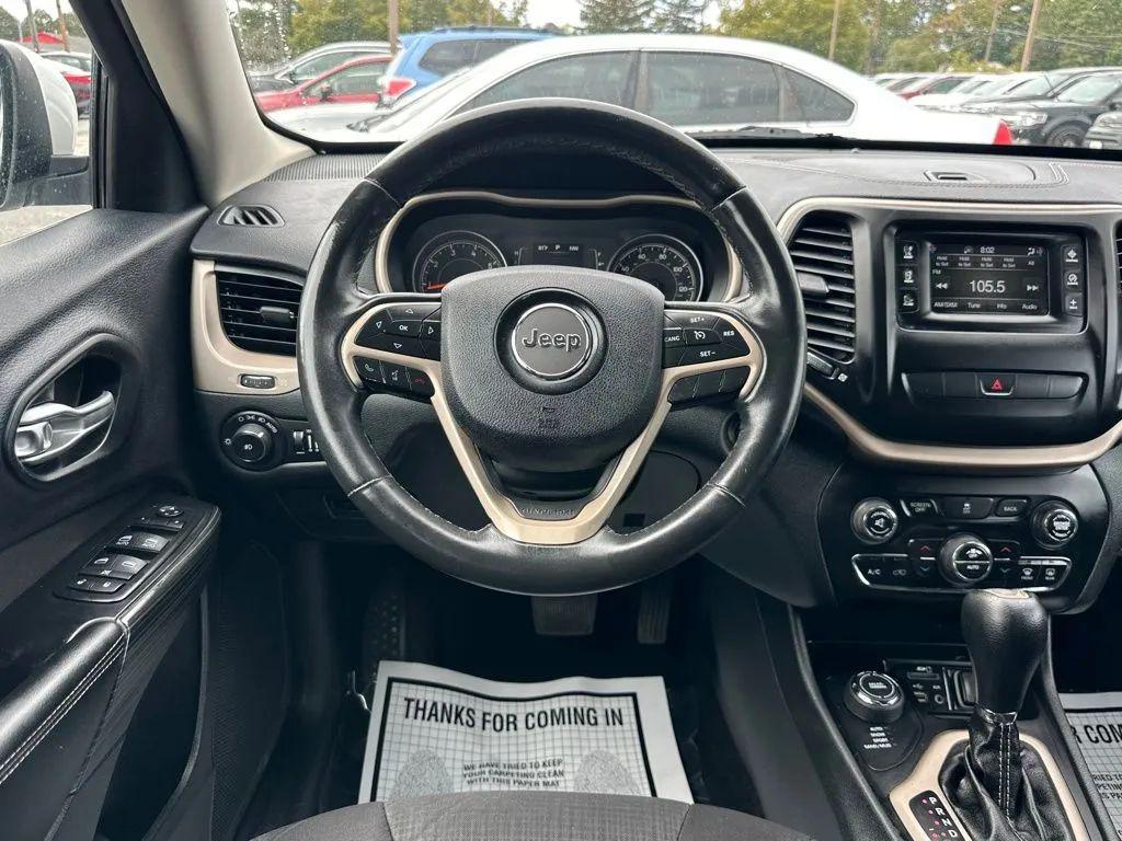 used 2015 Jeep Cherokee car, priced at $6,477