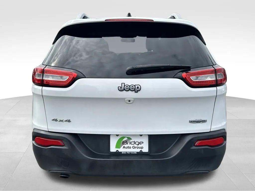 used 2015 Jeep Cherokee car, priced at $6,477