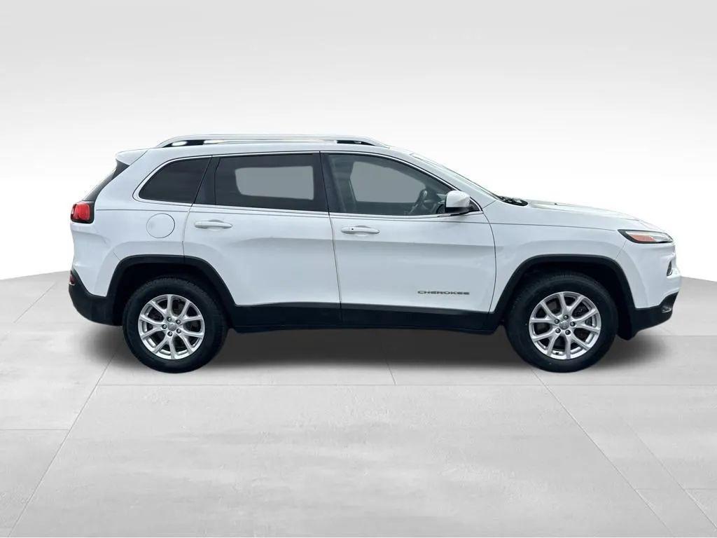 used 2015 Jeep Cherokee car, priced at $6,477