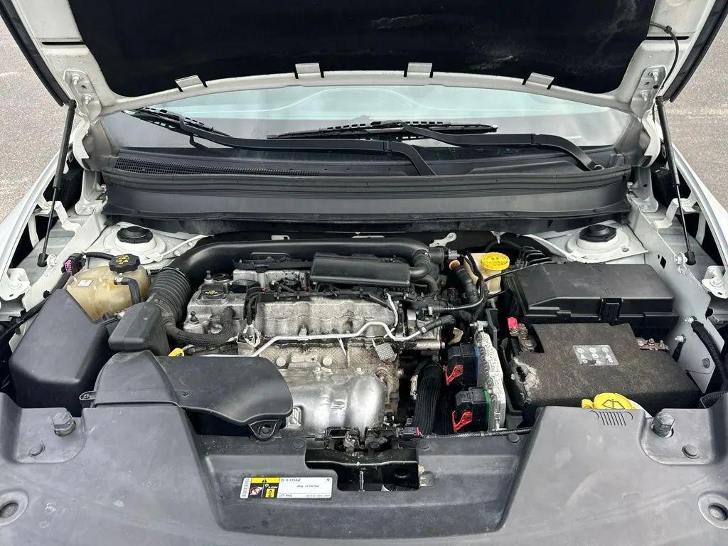 used 2015 Jeep Cherokee car, priced at $6,477