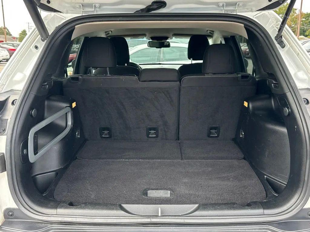 used 2015 Jeep Cherokee car, priced at $6,477